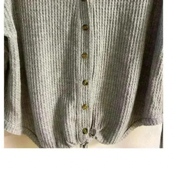Socialite grey button tie front thermal ribbed top. Medium - Picture 2 of 6